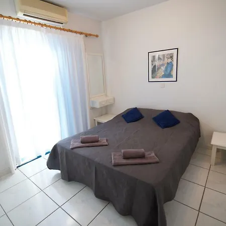 Pebbles Beach - 1 Bdr, Sleeps 3, Free Wifi بيت للعطل *