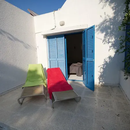 Pebbles Beach - 1 Bdr, Sleeps 3, Free Wifi Governors Beach