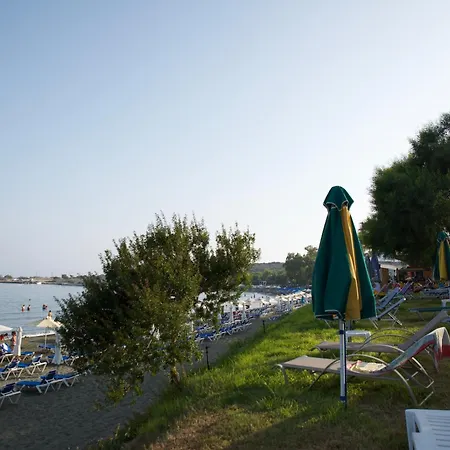 Pebbles Beach - 1 Bdr, Sleeps 3, Free Wifi Semesterbostad Governors Beach